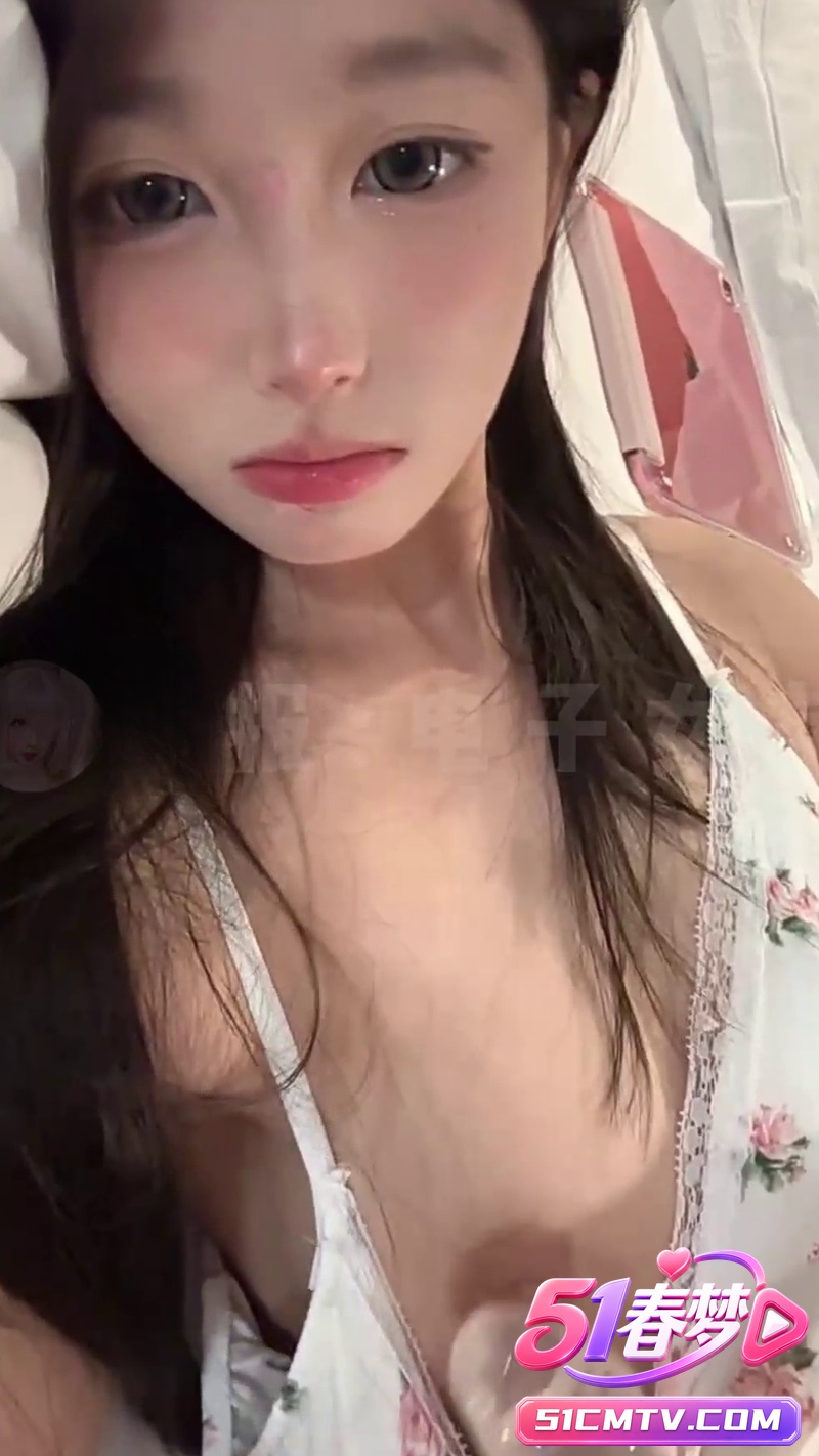 极品反差嫩妹有一点饭 推特1314门槛自慰 露脸M腿炮机猛插嫩穴阿黑颜喷水高潮！