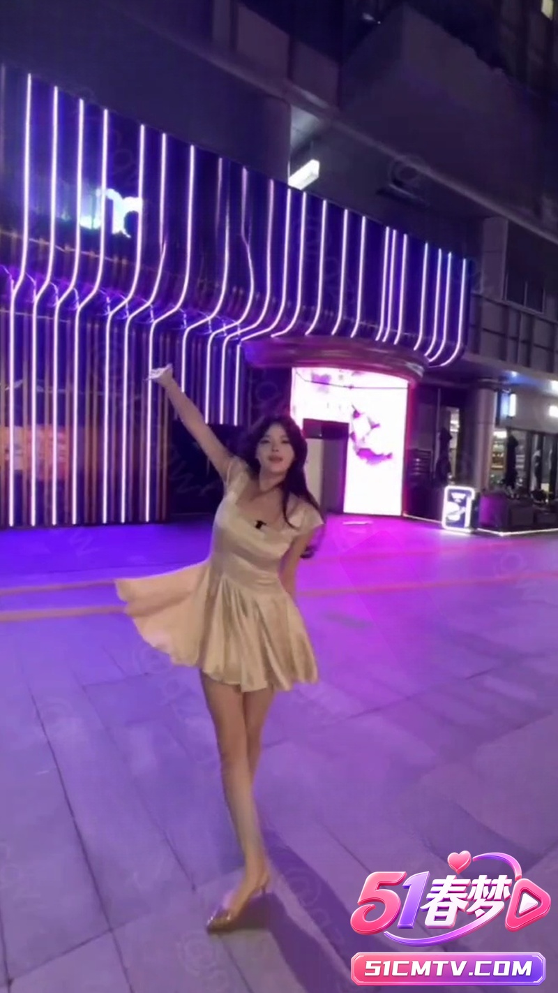 南京温莎KTV不雅视频曝光 美女被客人迷奸后入猛操调教 抖音吃瓜党看爽了!