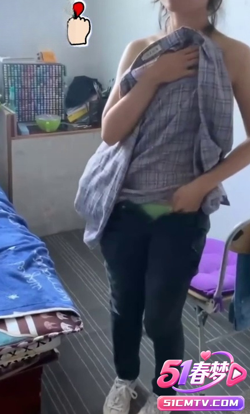 文静眼镜妹李晓雯 私密做爱视频流出 乖乖学生妹脱衣反差太猛！