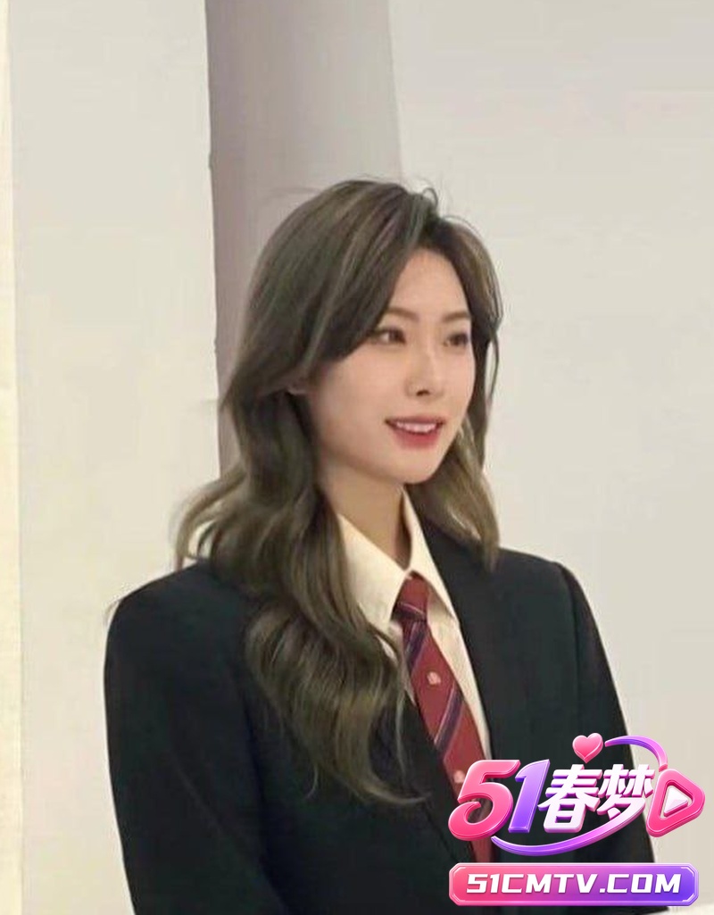 艺术学院老师反差私密视频曝光 前男友爆料胸写母狗肚写主人操我 极品骚货！