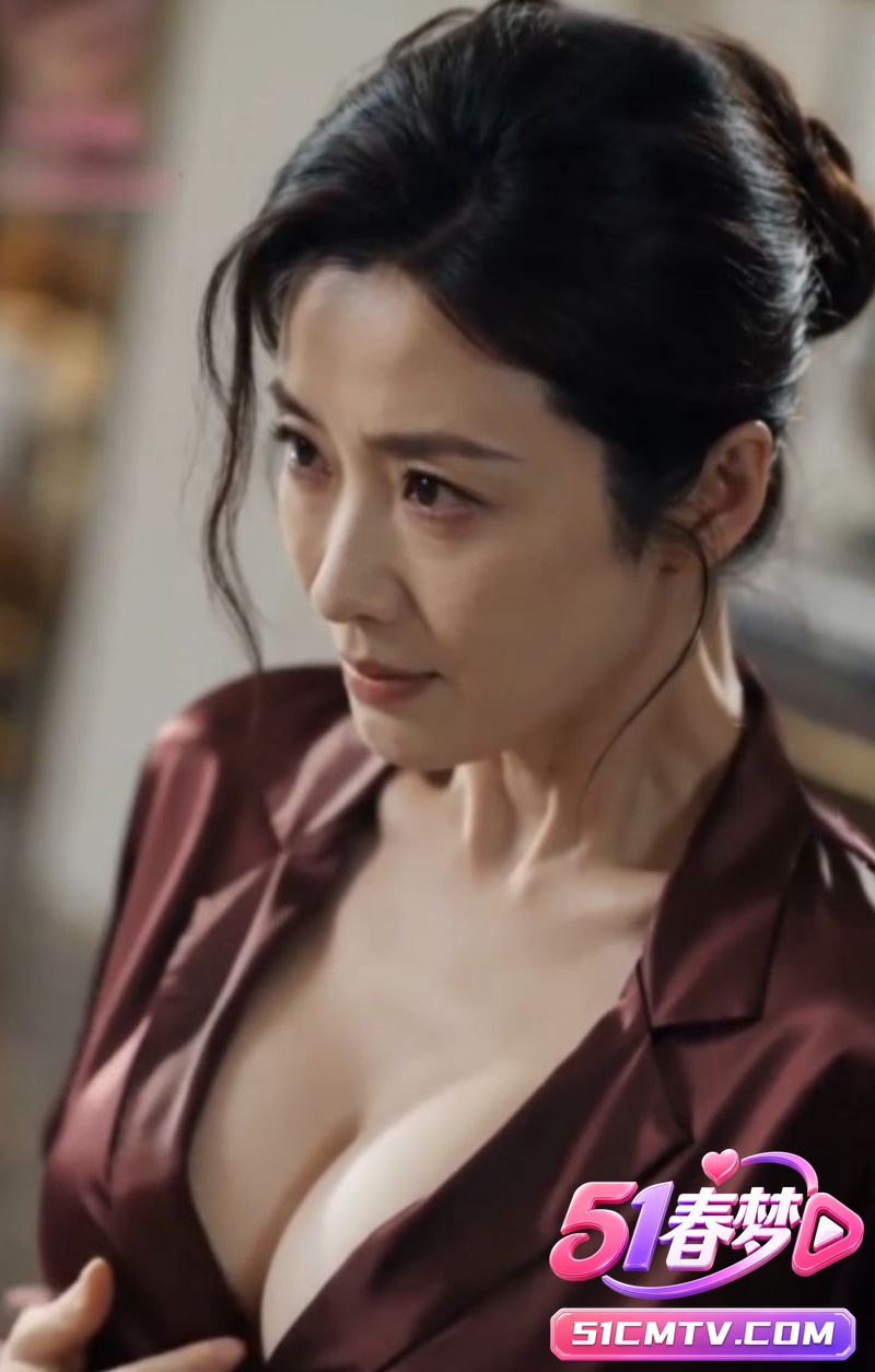 禁忌人妻沈舒然 养子顾北野强势胁迫 酒店多人玩弄后母子乱伦缠绵！这喘息太销魂了！