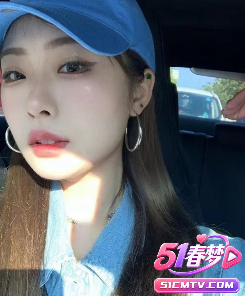 艺术学院老师反差私密视频曝光 前男友爆料胸写母狗肚写主人操我 极品骚货！