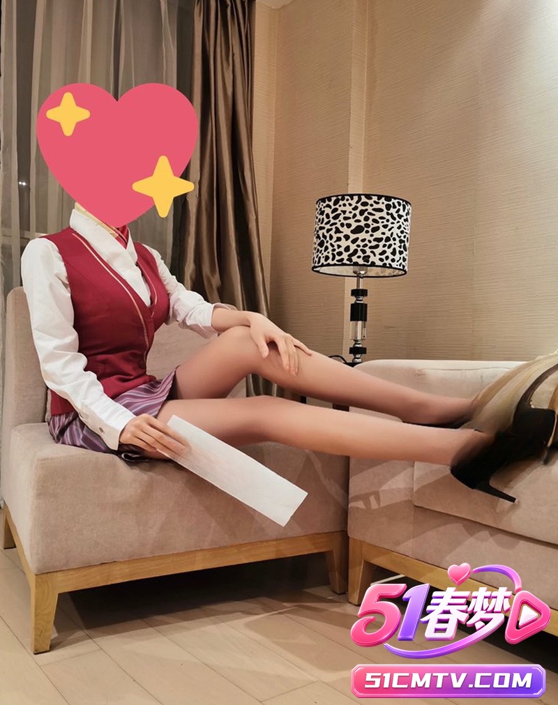 极品反差空姐小雨 D罩杯大奶骚货下飞机秒变金主肉便器 飞机女神变精盆！