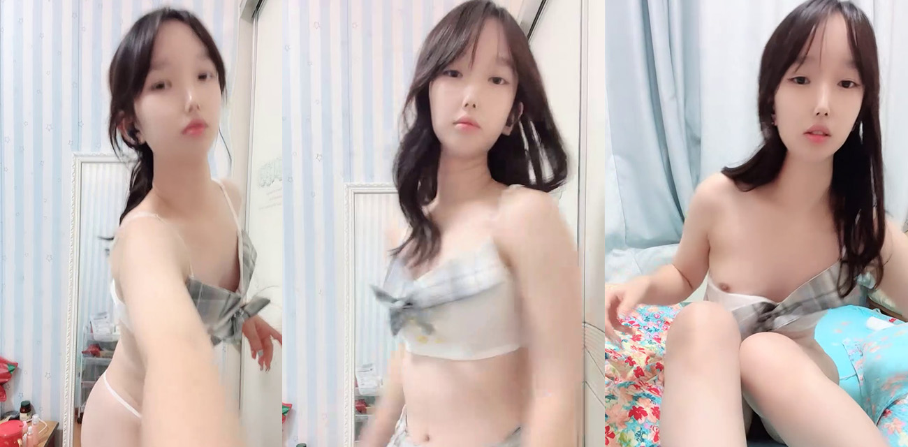 极品大学校花小悦宝 清纯学生服道具自慰大秀 掰穴特写露脸高潮喷水！